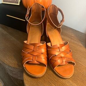 Universal Thread block heels 8 1/2